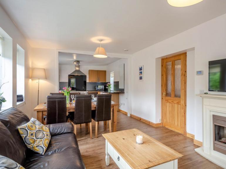 Cosy 3 Bedroom Home In Centre Of ברודיק מראה חיצוני תמונה
