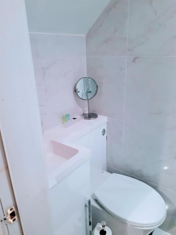 Cosy 3 Bedroom Home In Centre Of ברודיק מראה חיצוני תמונה